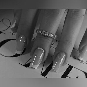 Meet your Posher, A.E